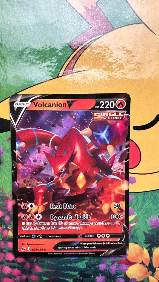 [ Carte ANG ] Volcanion V  - 025/198 - Le règne de Glace -  2021